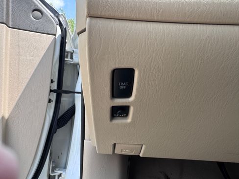 Used 2008 Toyota Solara SLE image 8