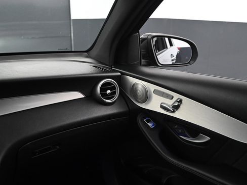 Used 2021 Mercedes-Benz GLC 300 image 20