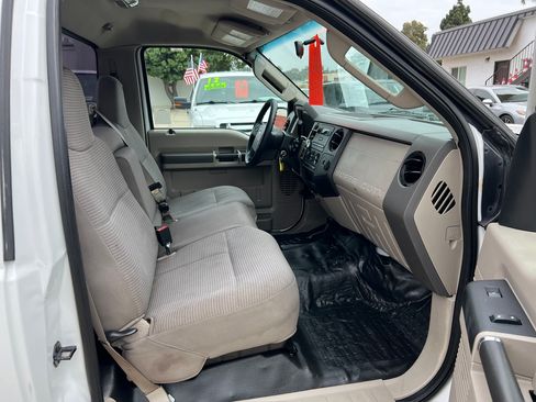 Used 2008 Ford F250 XL image 11