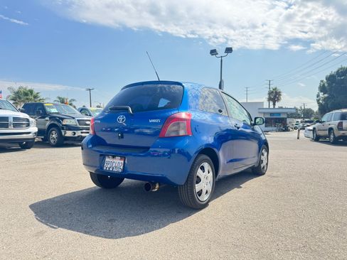 Used 2007 Toyota Yaris 2-Door Hatchback FWD image 8