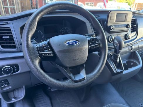 Used 2023 Ford Transit 250 image 9