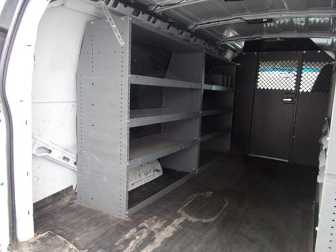 Used 2018 Chevrolet Express 2500 image 11