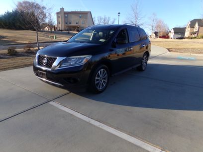 Used 2016 Nissan Pathfinder S