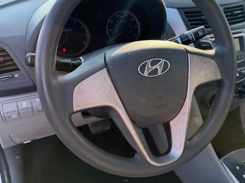 Used 2017 Hyundai Accent SE image 21