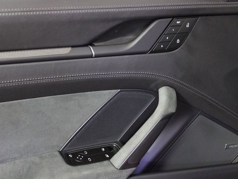 Used 2024 Porsche 911 Carrera GTS image 16