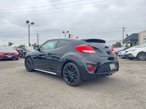 Used 2015 Hyundai Veloster Turbo FWD image 5