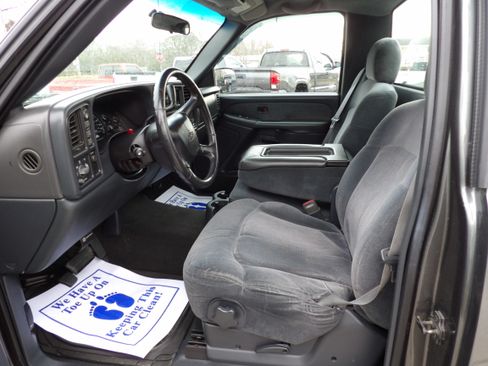 Used 2001 Chevrolet Silverado 1500 LS image 6