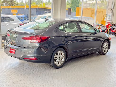 Used 2020 Hyundai Elantra Sedan FWD image 4