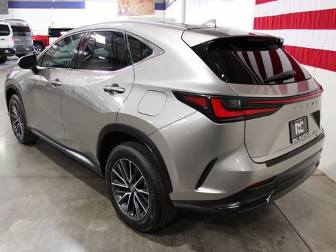 Used 2024 Lexus NX 350 AWD image 3
