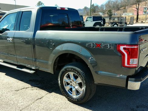Used 2015 Ford F150 XLT image 3