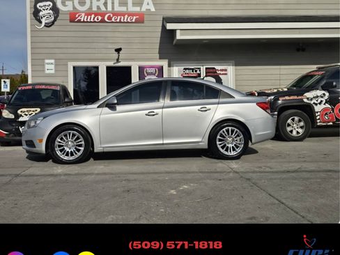 Used 2011 Chevrolet Cruze Eco image 4
