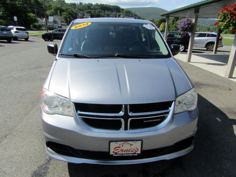 Used 2014 Dodge Grand Caravan American Value Package FWD image 3