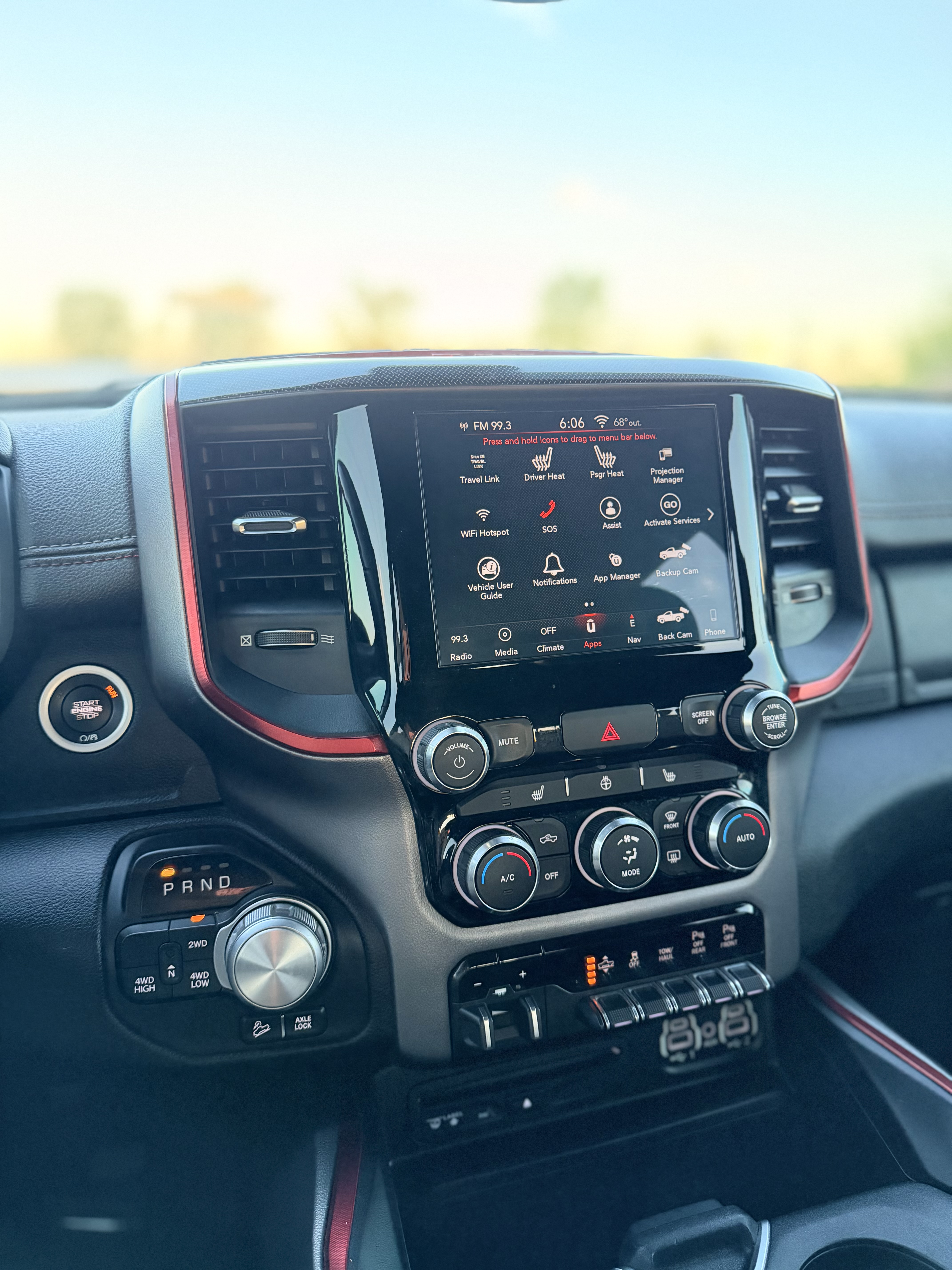 Used 2019 RAM 1500 4x4 Crew Cab Rebel image 13