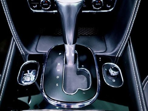 Used 2017 Bentley Continental GT image 29