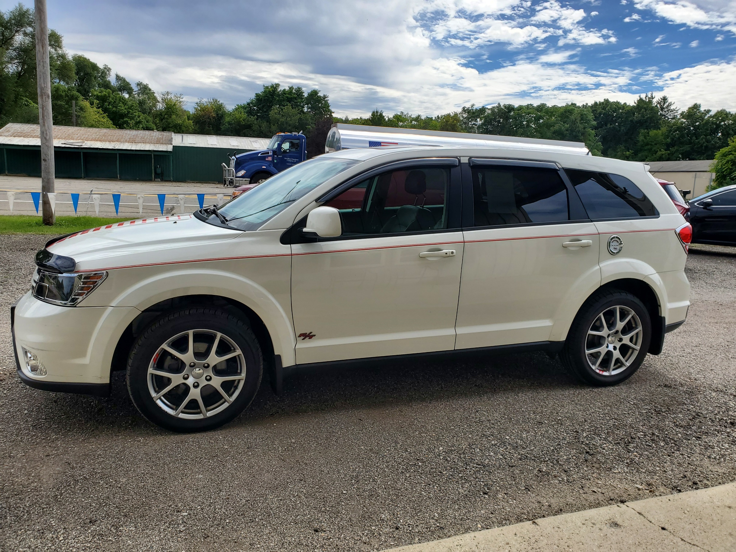 Used 2014 Dodge Journey AWD R/T image 3