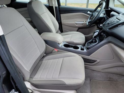 Used 2015 Ford C-MAX SE image 11