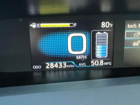 Used 2019 Toyota Prius Limited image 21