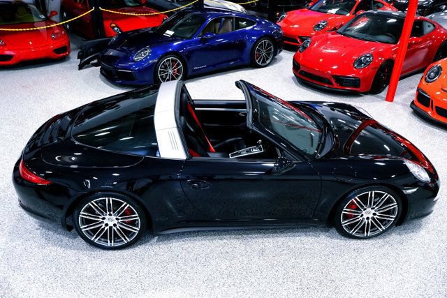 Used 2015 Porsche 911 Targa 4S AWD/4WD image 10