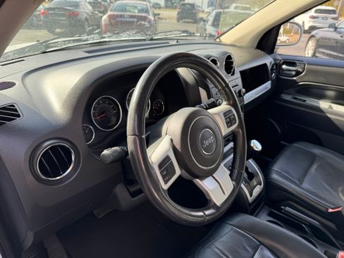 Used 2016 Jeep Compass High Altitude image 8