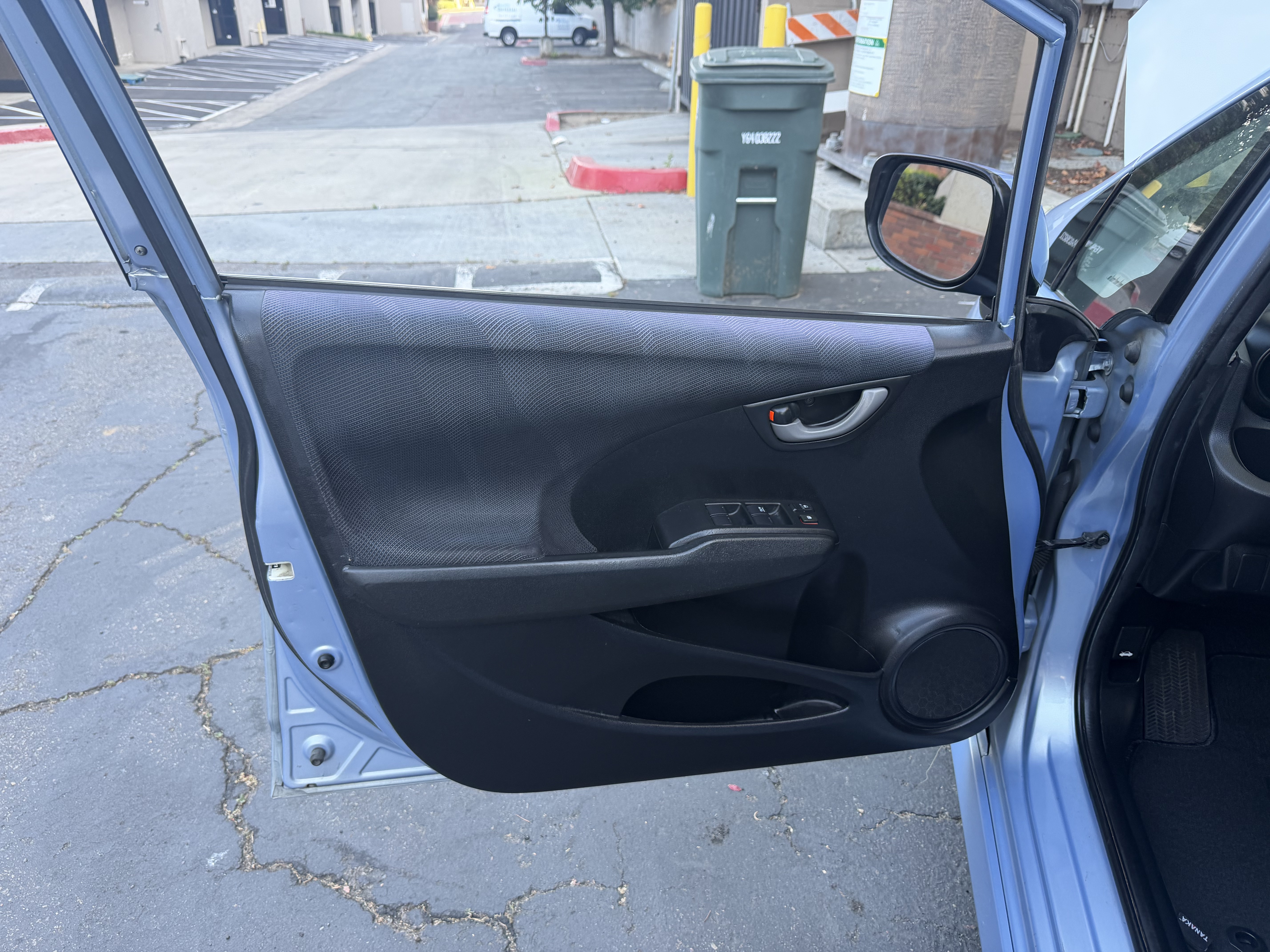 Used 2009 Honda Fit Sport image 19