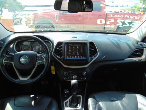 Used 2014 Jeep Cherokee Limited image 14
