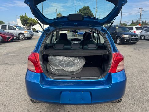 Used 2008 Toyota Yaris 2-Door Hatchback FWD image 21