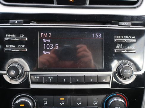 Used 2018 Nissan Altima 2.5 SR image 16