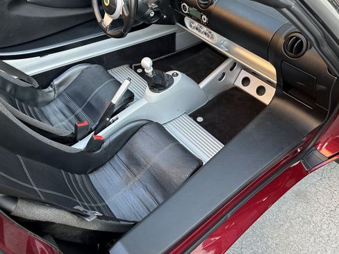 Used 2005 Lotus Elise image 9