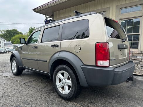 Used 2007 Dodge Nitro 4WD SXT image 3
