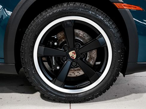 Used 2024 Porsche 911 Dakar image 7