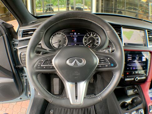 Used 2023 INFINITI QX50 Sport FWD image 2