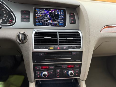 Used 2015 Audi Q7 3.0T Premium image 12