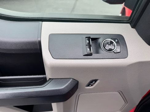 Used 2020 Ford F150 XL image 13