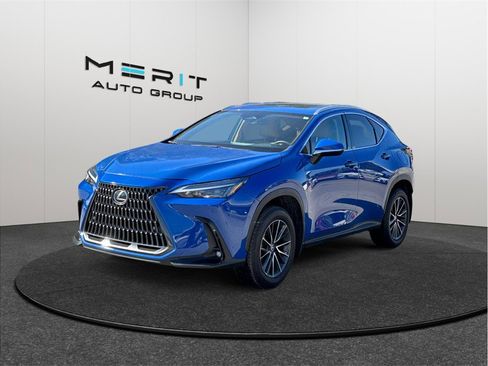 Used 2025 Lexus NX 250 250 Premium Sport Utility 4D w/ Accessory Package (K3) image 4