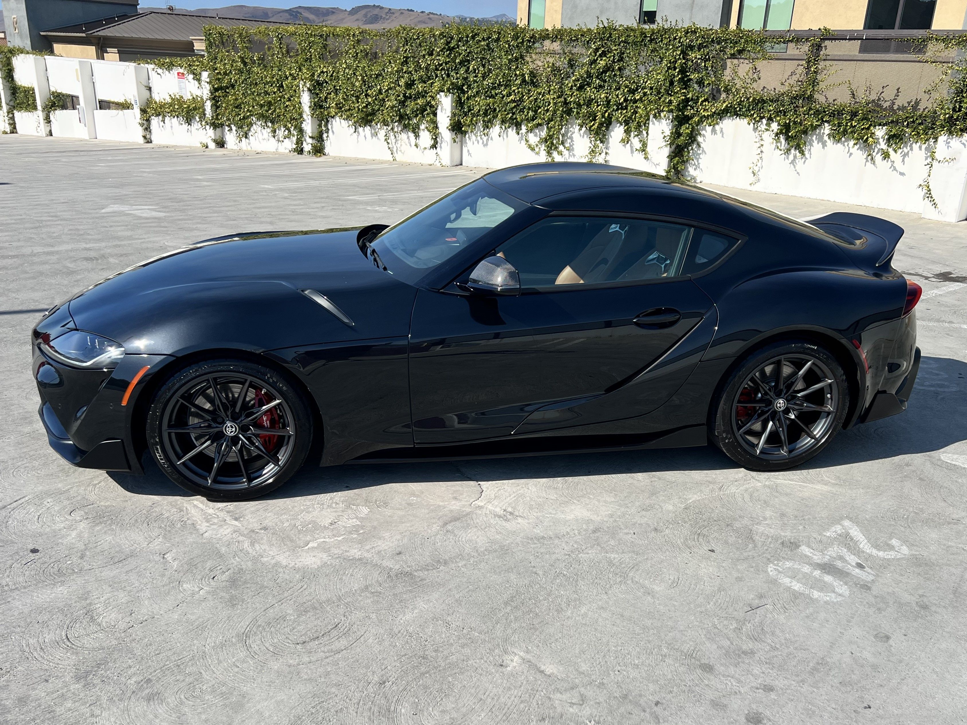 Used 2024 Toyota Supra Premium RWD image 9