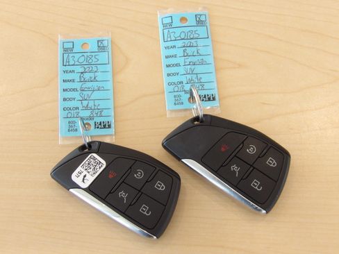 Used 2023 Buick Envision Essence image 33