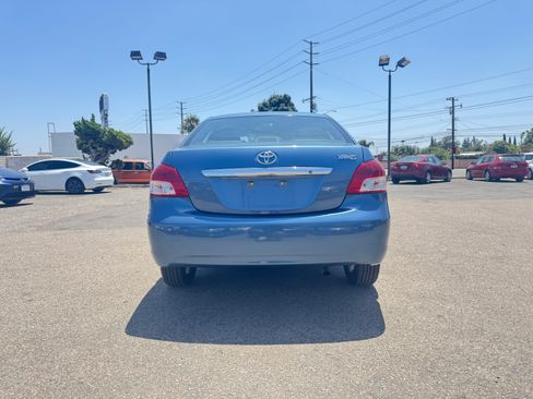 Used 2012 Toyota Yaris Sedan FWD image 7