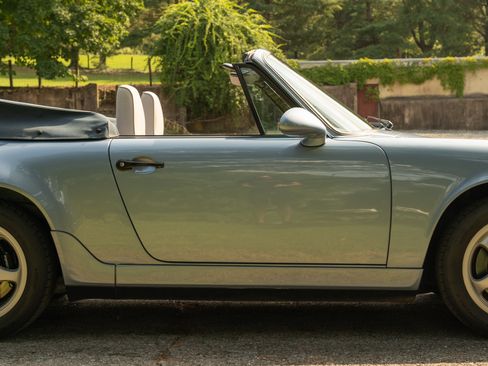 Used 1992 Porsche 911 Cabriolet image 11