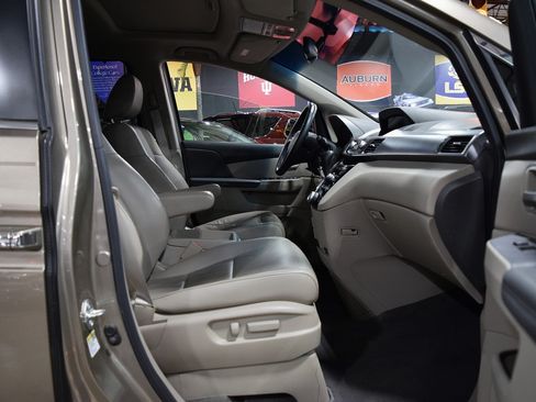 Used 2011 Honda Odyssey EX-L image 23
