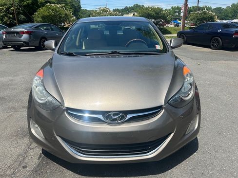 Used 2013 Hyundai Elantra Sedan FWD image 8