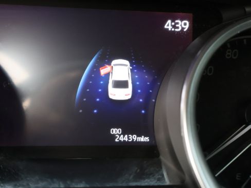 Used 2023 Toyota Camry XLE image 25