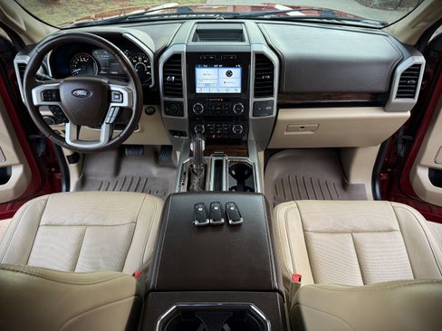 Used 2018 Ford F150 Lariat image 21