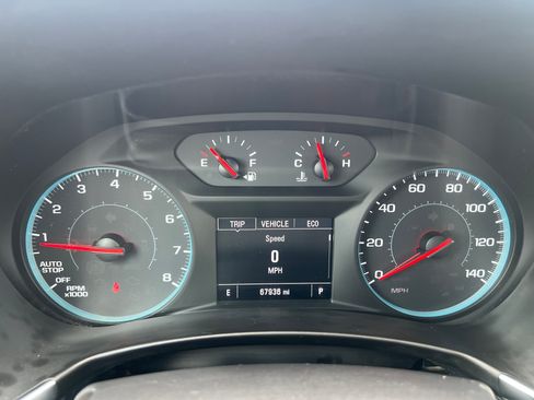 Used 2018 Chevrolet Equinox LS Sport Utility 4D FWD image 10