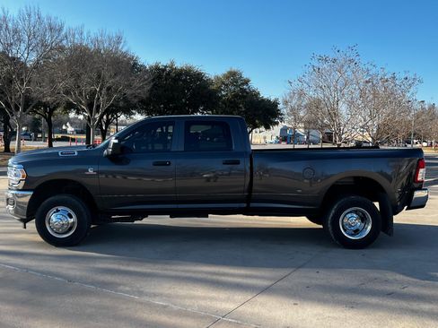 Used 2024 RAM 3500 Tradesman image 4