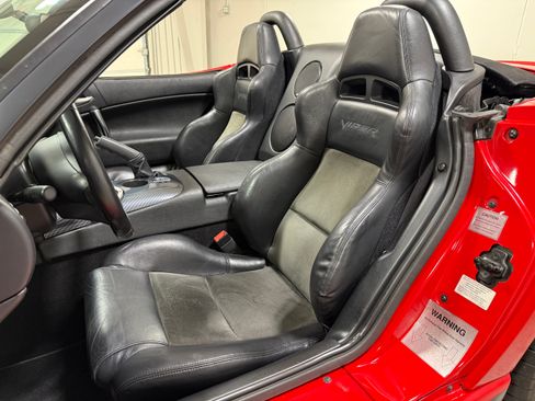 Used 2003 Dodge Viper SRT-10 Convertible RWD image 21