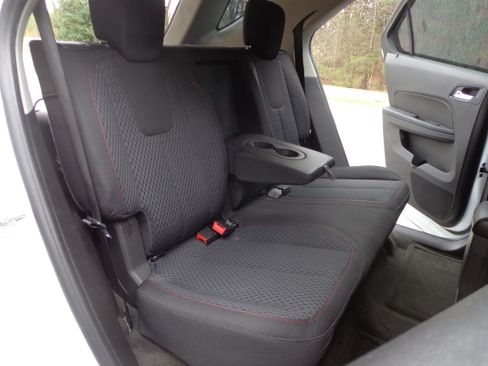 Used 2013 Chevrolet Equinox LS image 12