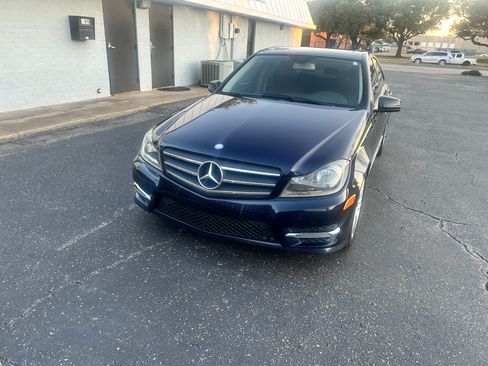 Used 2013 Mercedes-Benz C 250 image 1