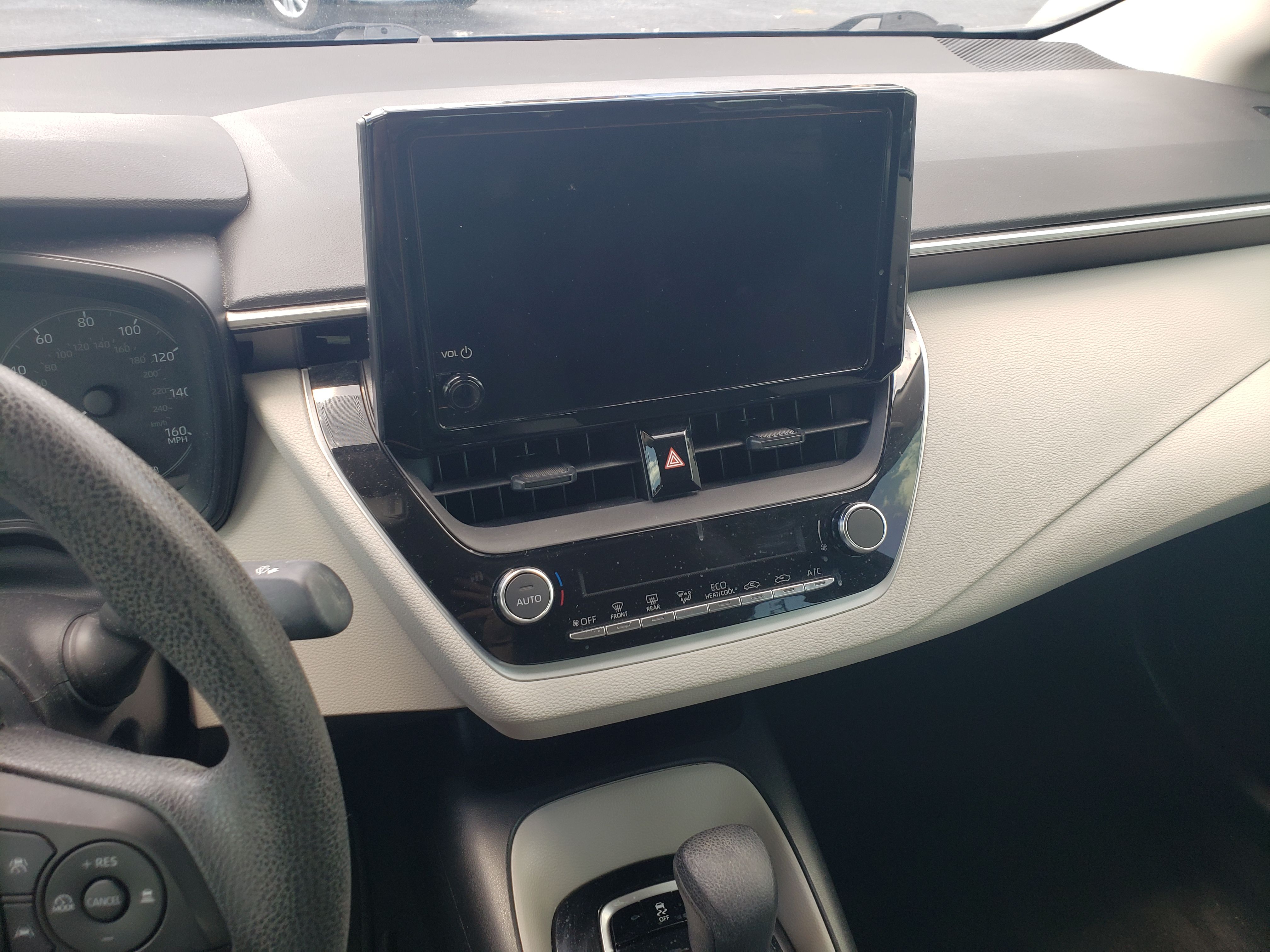 Used 2023 Toyota Corolla LE FWD image 13