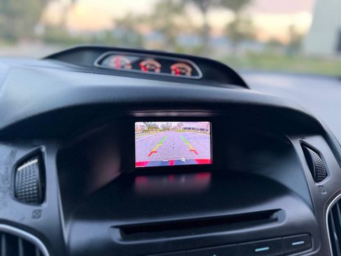 Used 2016 Ford Focus ST Hatchback 4D FWD image 31