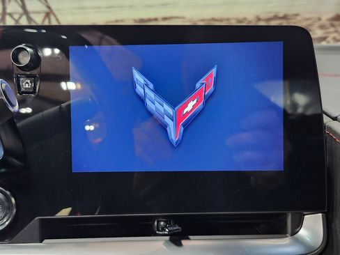 Used 2023 Chevrolet Corvette Z06 w/ Z07 Performance Package image 19